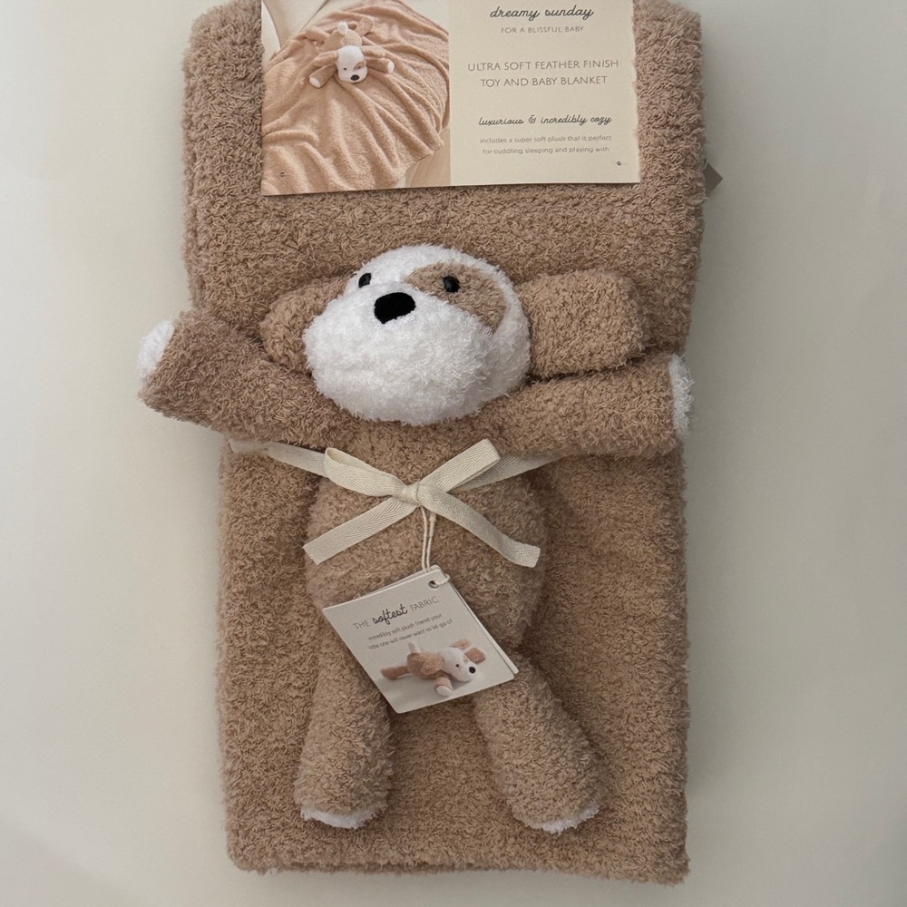 2pc Baby Blanket and Puppy Plush Stuffed Animal Feather Knit NEW | Dreamy Sunday